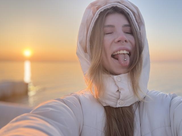 CharlotteDream - Live porn &amp; sex cam - 28616429