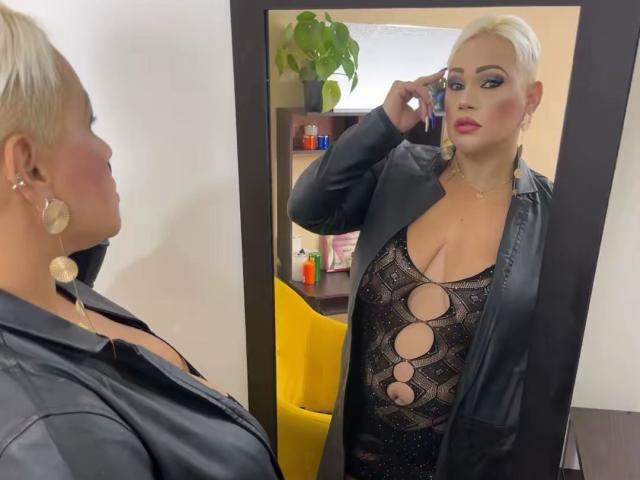 GianellaCox - Live sex cam - 28616936