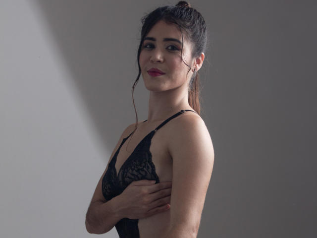 EvaSingh - Camera khiêu dâm &amp; quyến rũ trực tiếp - 28619150