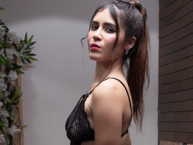 EvaSingh - Live porn &amp; sex cam - 28619171