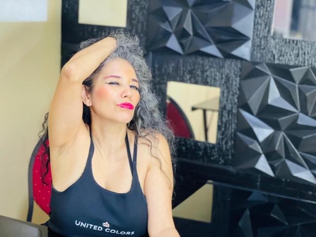 CuteMatureSassy - Live sexe cam - 28619870