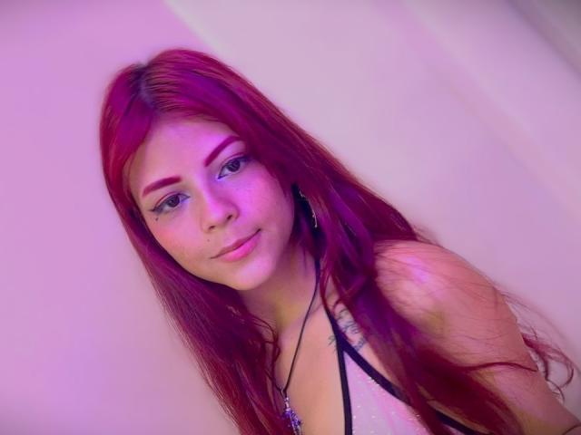 VioletteRoselle - Live sex cam - 28620137