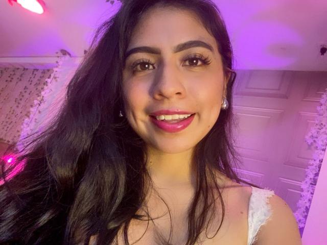 ZoeRedds - Live Sex Cam - 28623575