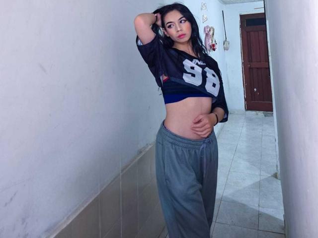 KatherinJohns - Live Sex Cam - 28626002