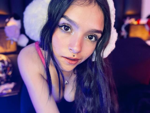 MarietteJones - Live sex cam - 28630496