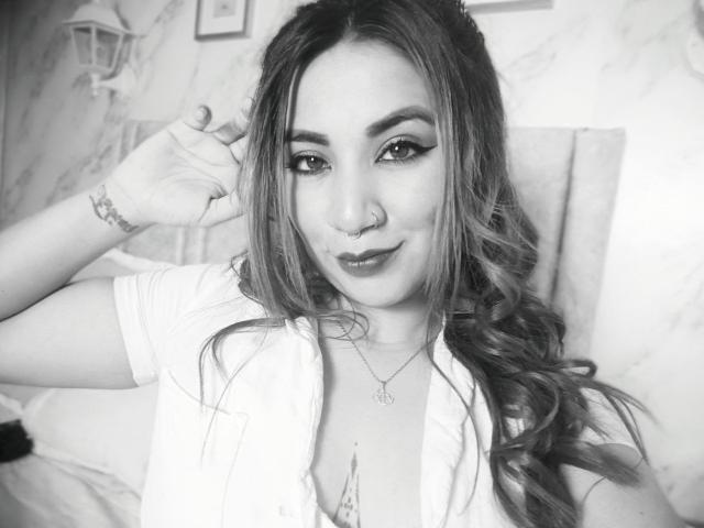 LarissaMiller - Live porn &amp; sex cam - 28632329