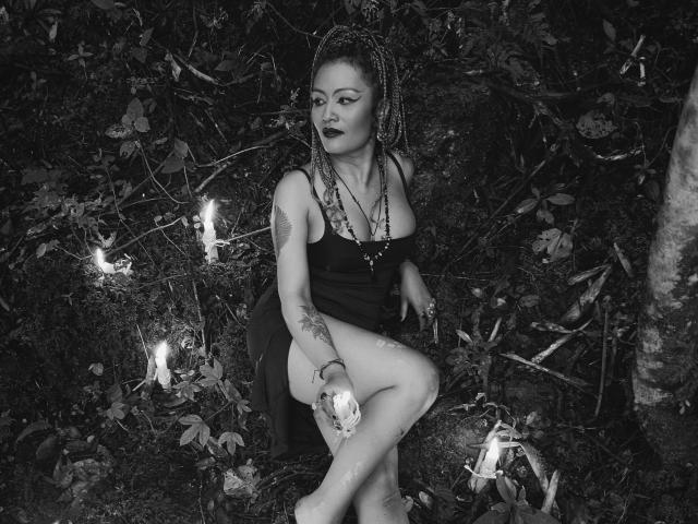 DivaMarie - Live Sex Cam - 28633613