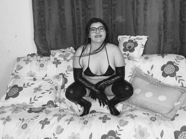 ValeriaLoveer - Live porn &amp; sex cam - 28634669
