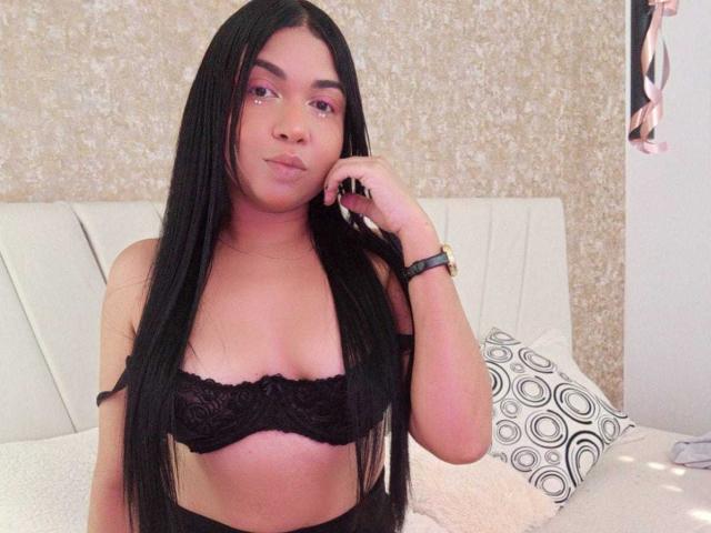 AliceSmity - Live sexe cam - 28637570