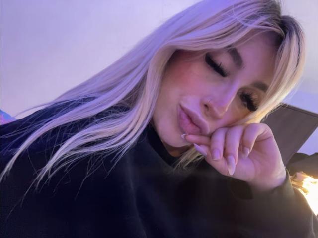 SammyViolet - сексуальная веб-камера в реальном времени - 28643714