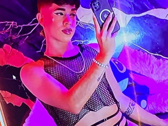 BriggitteLove - Live porn &amp; sex cam - 28644302