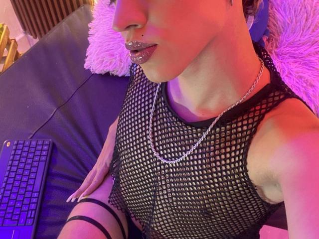 BriggitteLove - сексуальная веб-камера в реальном времени - 28644317