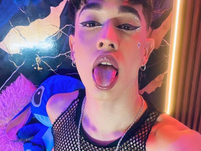 BriggitteLove - Live porn &amp; sex cam - 28644344