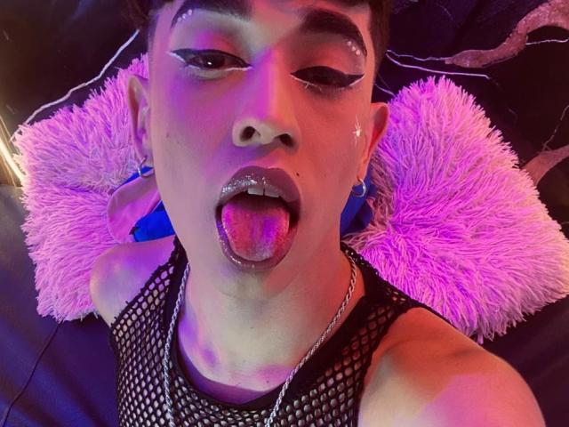 BriggitteLove - Live sexe cam - 28644350