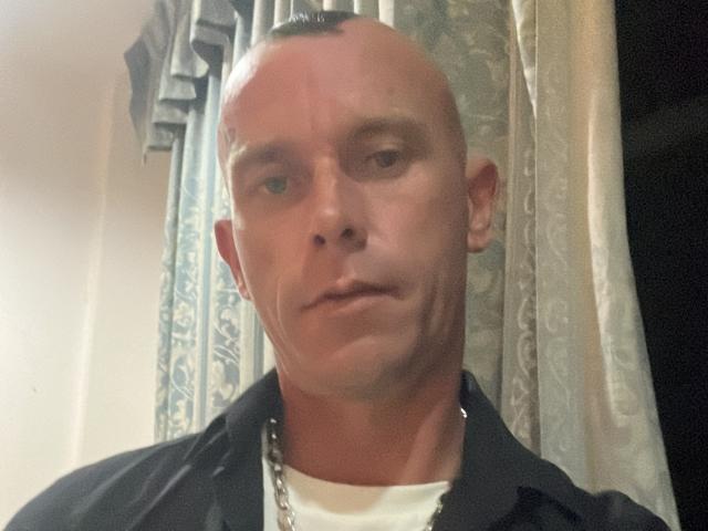 SexyTonyE - Live sexe cam - 28645037