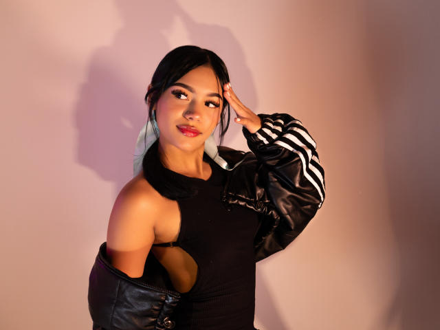 ValerieCasanova - Sexe cam en vivo - 28648328