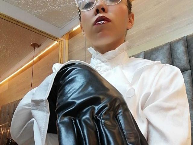 BarbaraLeythonn - Sexe cam en vivo - 28648607