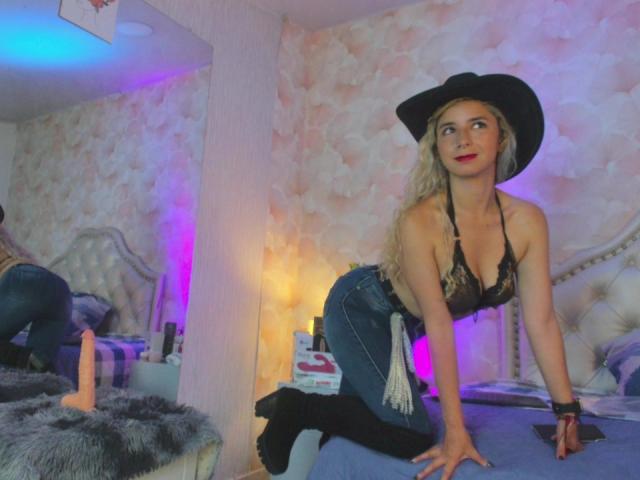 SophieTeller - Live porn &amp; sex cam - 28649060