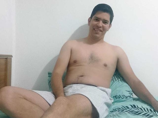 ChristopherRusso - Live porn &amp; sex cam - 28650992