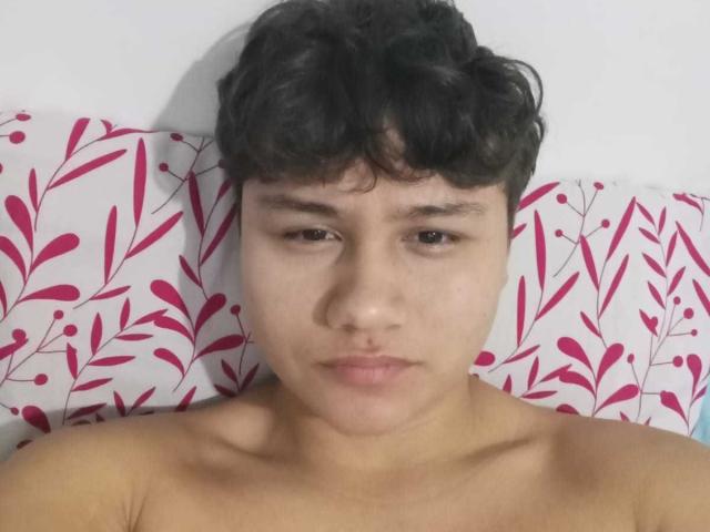 HottieFuck - Live sexe cam - 28657115