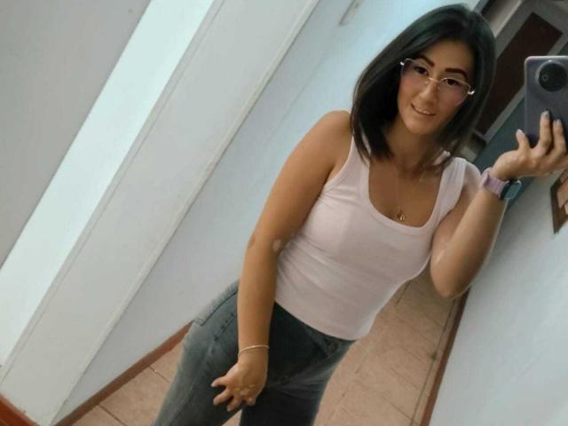 SharissWillian - Live porn &amp; sex cam - 28657844