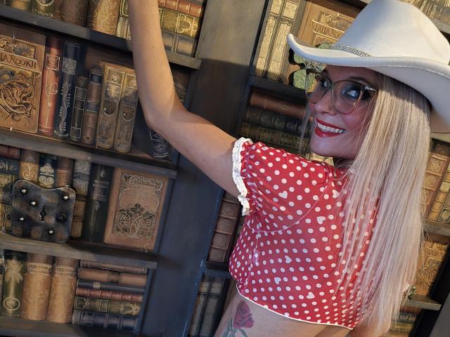 NinaNicoleRoyale - Sexe cam en vivo - 28661237