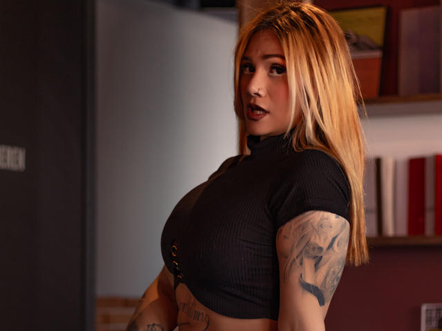 AzhunaStar - Live sex cam - 28663763