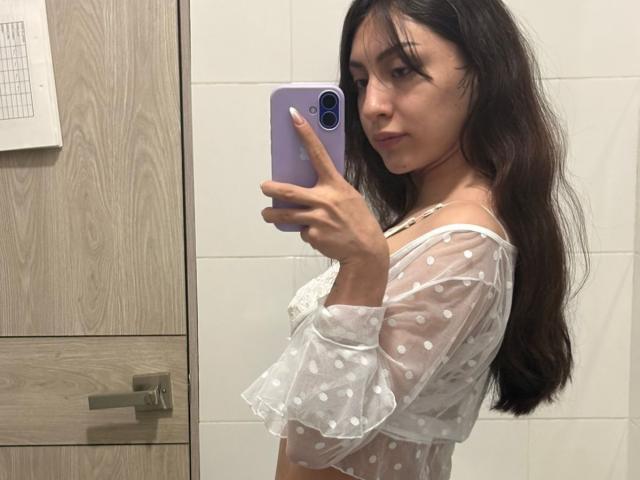 Luluberrie - Live sex cam - 28666712