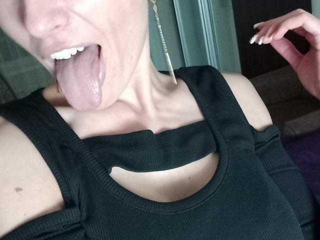 BellaJulls - Live sex cam - 28668572