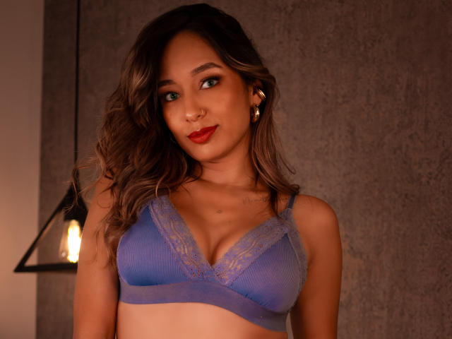 DianaHopson - Live porn &amp; sex cam - 28669595