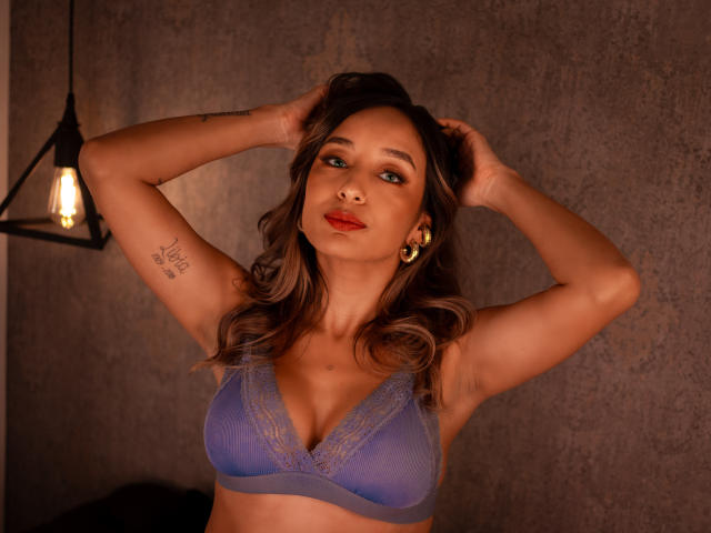 DianaHopson - Live porn &amp; sex cam - 28669610