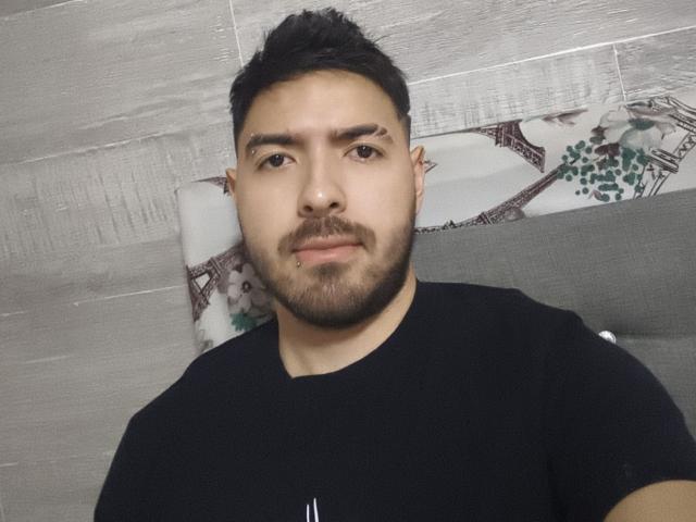 AlecAndAndrus - Live sex cam - 28675361