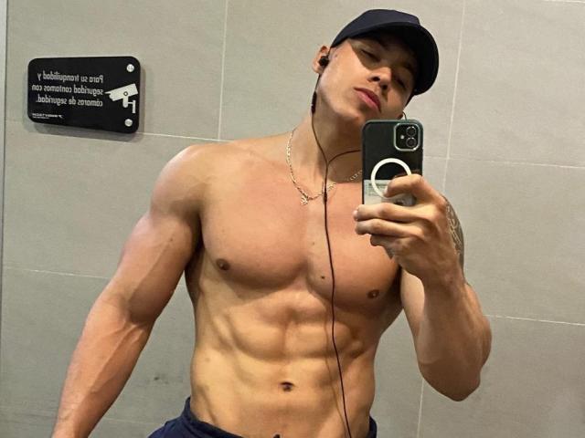 AlecAndAndrus - Live sex cam - 28675364