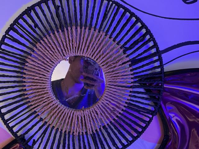 MiloJhones - Live sexe cam - 28675646