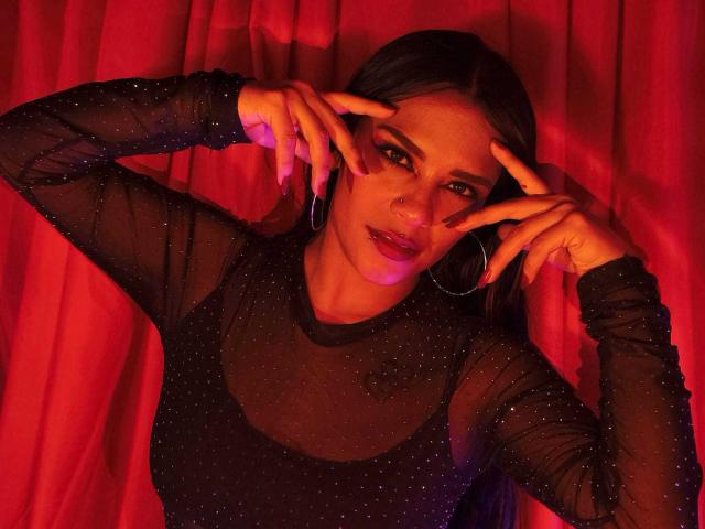 MiaBellucci - Live porn &amp; sex cam - 28677824