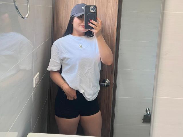 MiaDuboisX - Live sex cam - 28678169