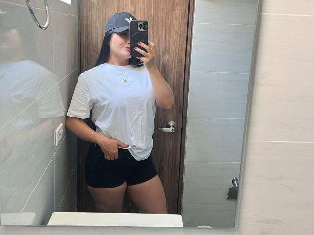 MiaDuboisX - Live porn &amp; sex cam - 28678184