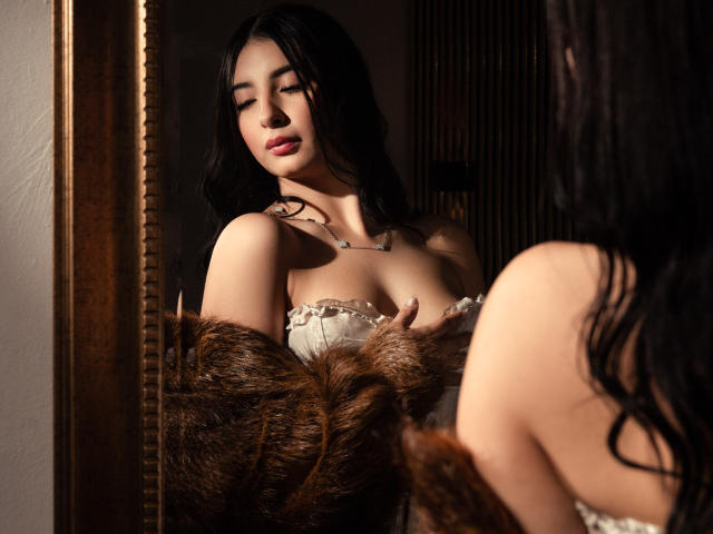 MagieeThomson - Live sex cam - 28678310