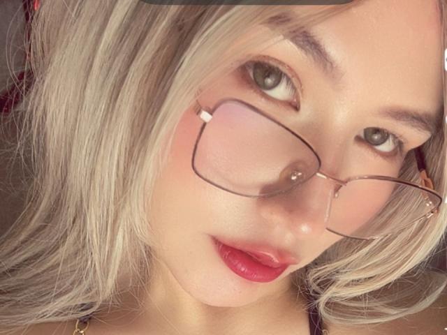 CandyVelvet - Live sex cam - 28681058