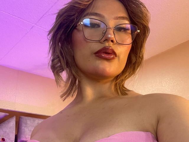 CandyVelvet - Live sex cam - 28681079