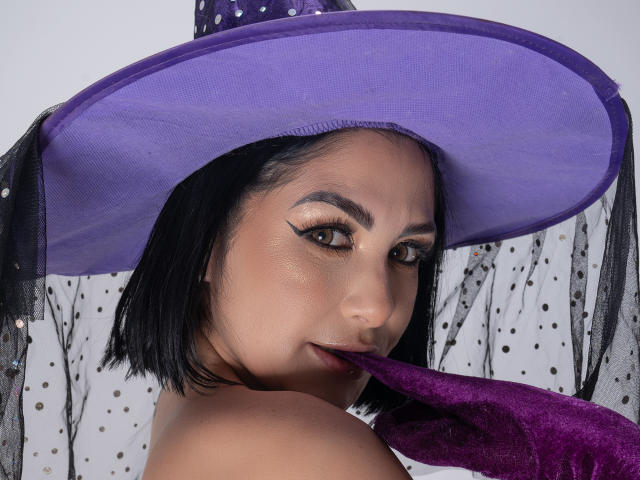 AntonellaFerreer - Live sex cam - 28683539