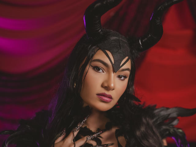 LunaAspen - Live sex cam - 28684139