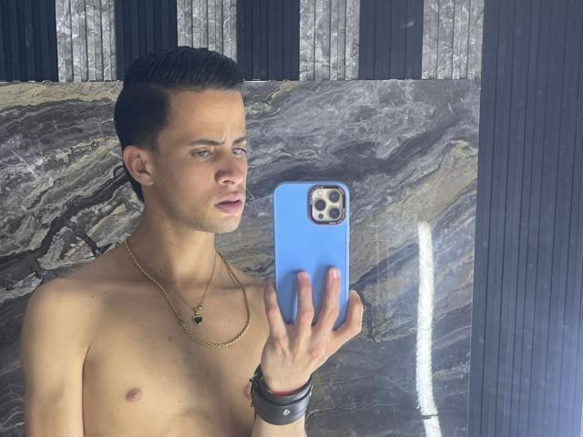 AxelBigCock - Sexe cam en vivo - 28684775