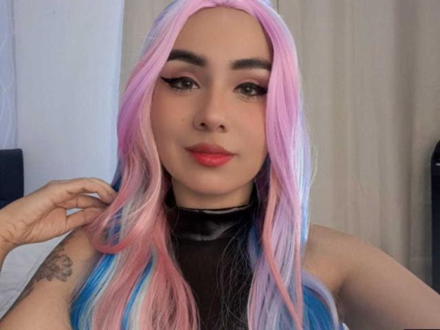 EmilyValk - Live sex cam - 28684910