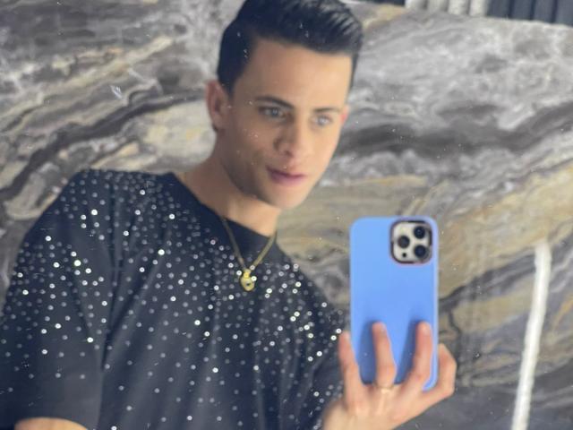 AxelBigCock - Sexe cam en vivo - 28684940