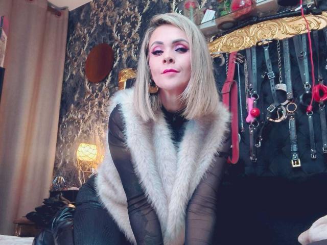 VictoriiaGray - Live porn &amp; sex cam - 28688312