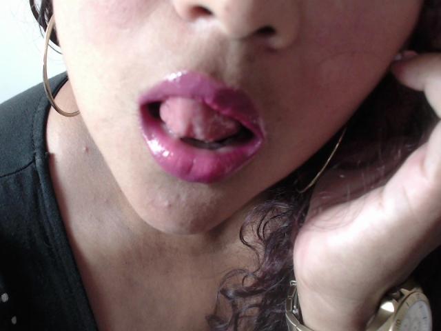 YiyaHot69 - Live porn &amp; sex cam - 28693649