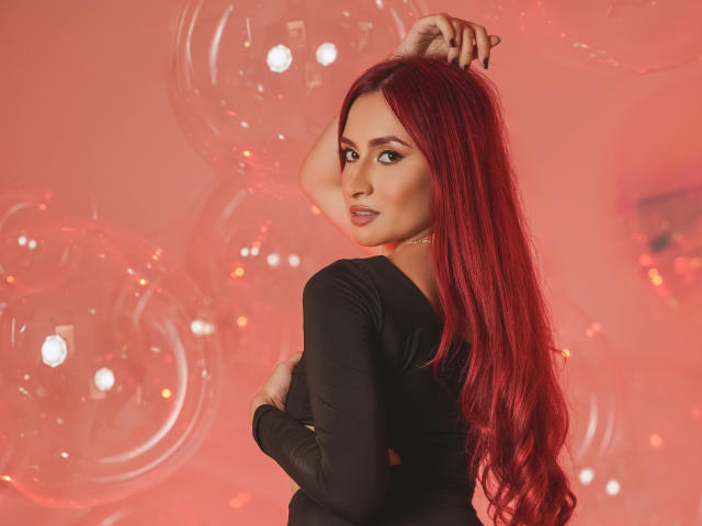 AndraCyrus - Live sex cam - 28694723