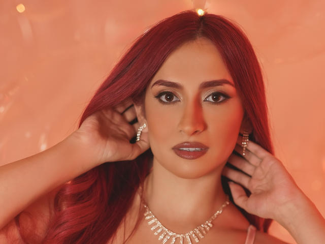 AndraCyrus - Live sex cam - 28694789