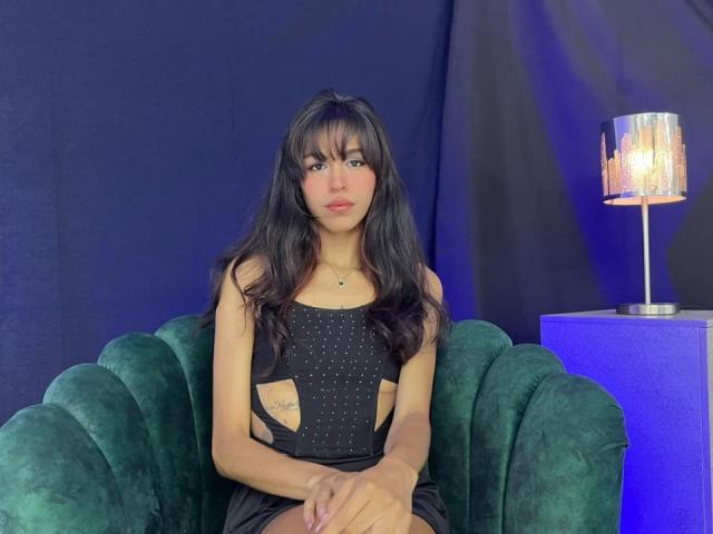 SoffiaCollins - Live sex cam - 28695317